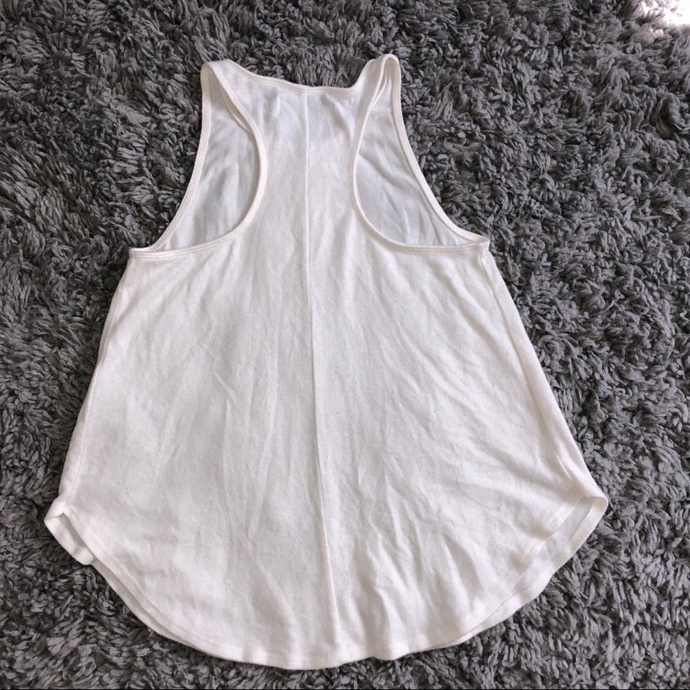 ‼️NWOT‼️ A&F Softspun Flowy Tank - Picture 2 of 6